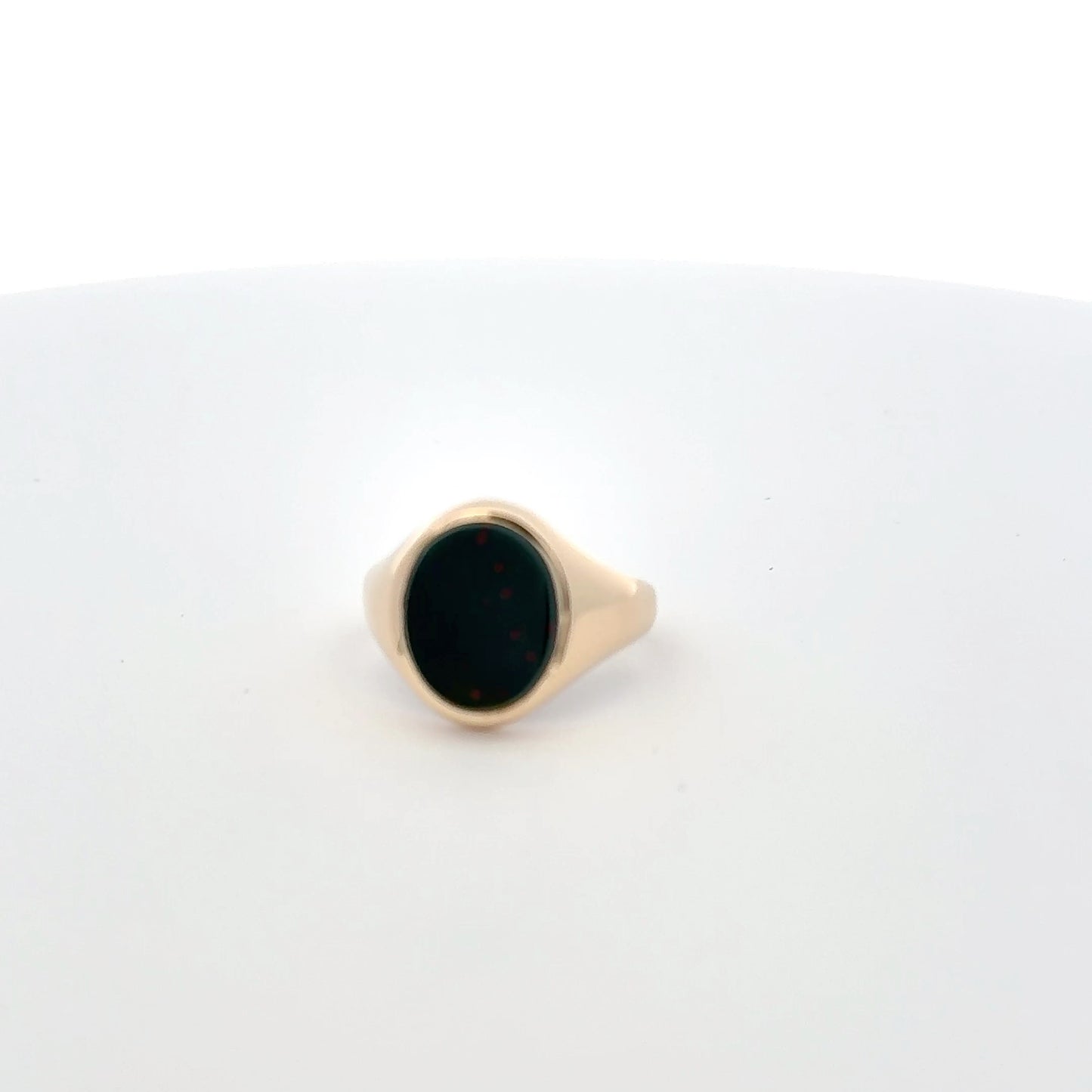 Vintage 9ct Yellow Gold Vintage Bloodstone Signet Ring Hallmarked 1966
