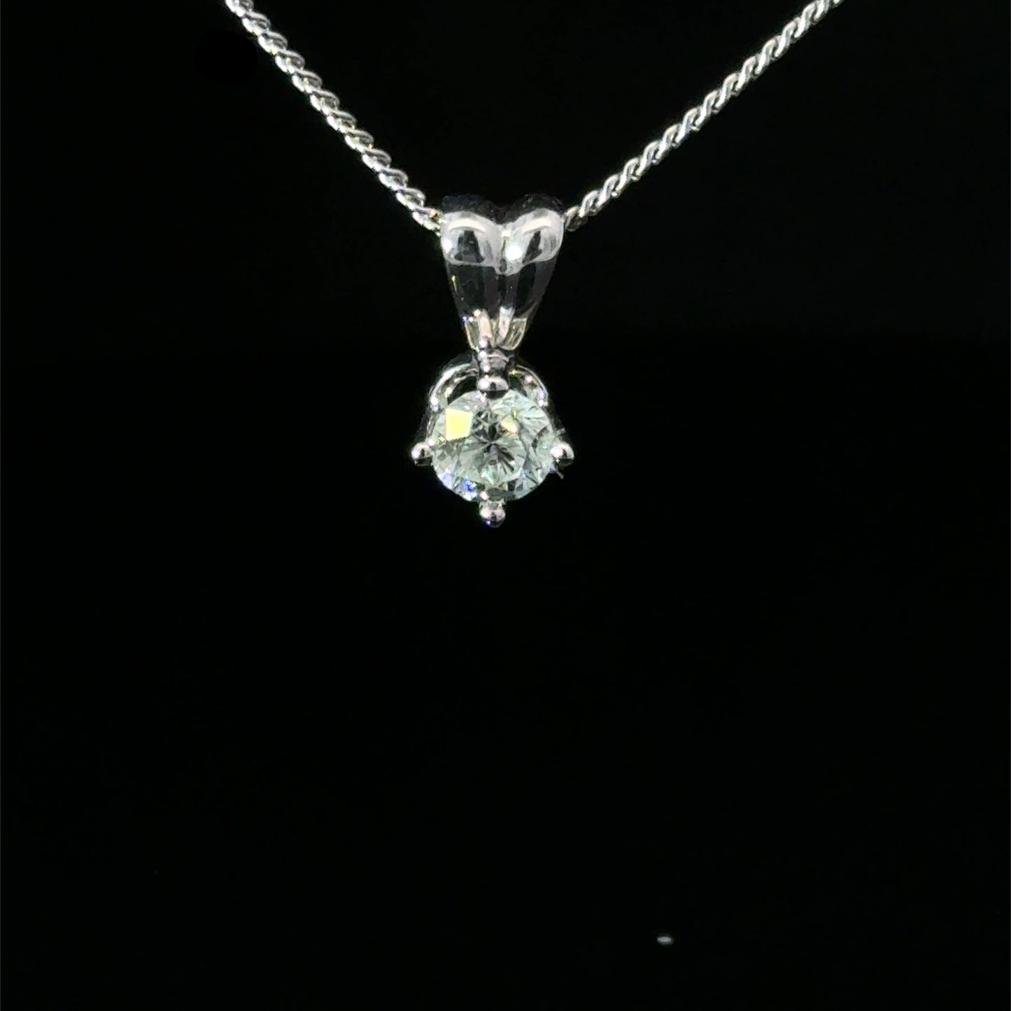 18ct White Gold Diamond Necklace (Pre-loved)