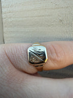 9ct Yellow Gold Signet Ring (1808)