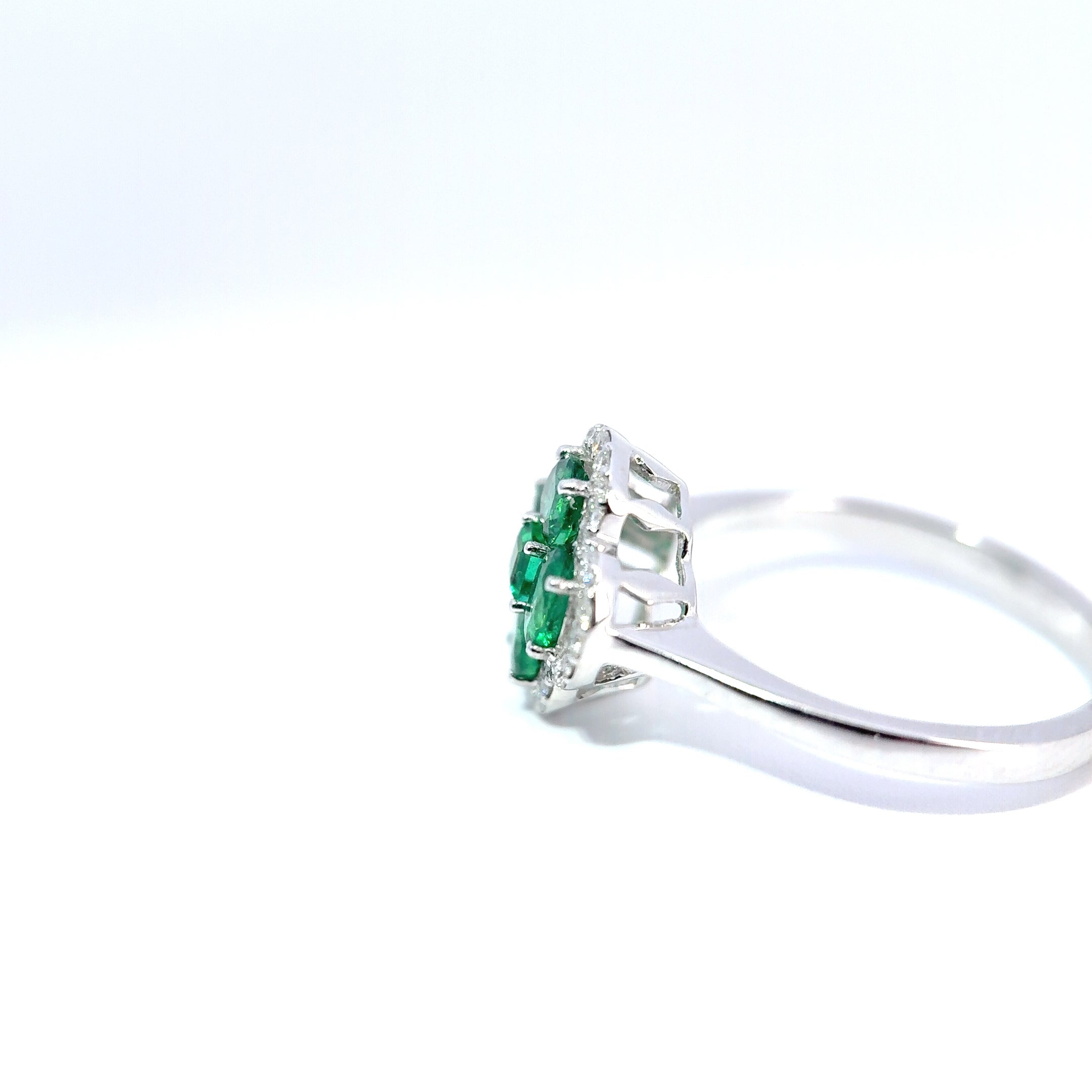 18ct White Gold Emerald and Diamond Clover Ring