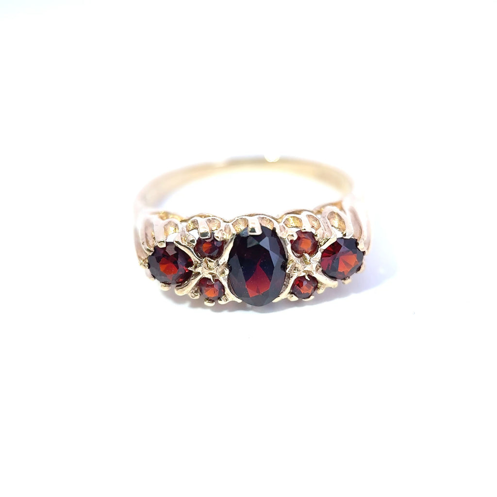 Antiker edwardianischer 9 Karat Gelbgold Granatring, punziert 1904