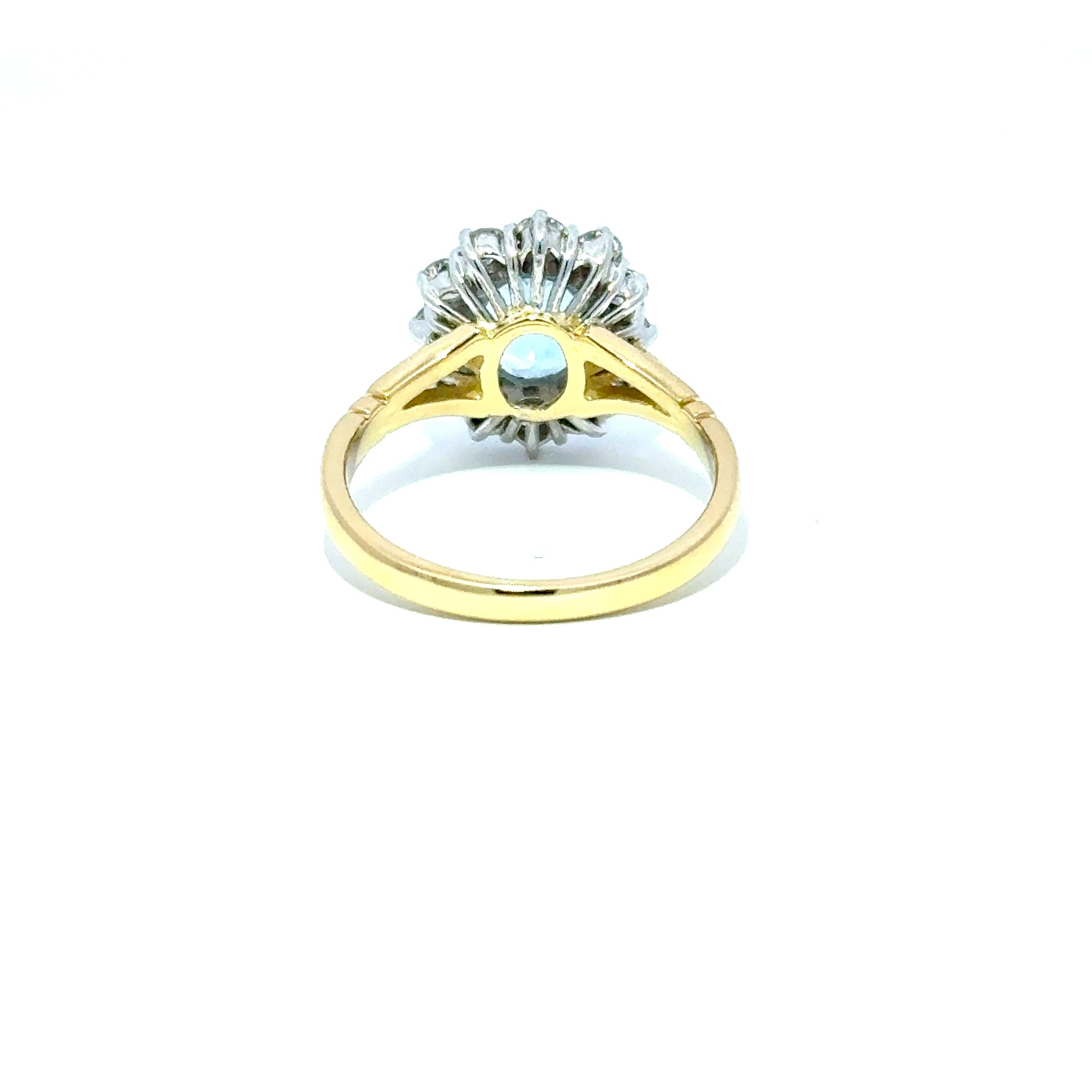 18ct Yellow Gold Oval Aquamarine & Diamond Cluster Ring