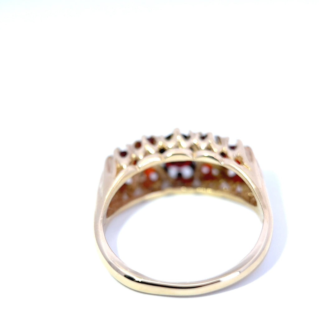 Antiker edwardianischer 9 Karat Gelbgold Granatring, punziert 1904