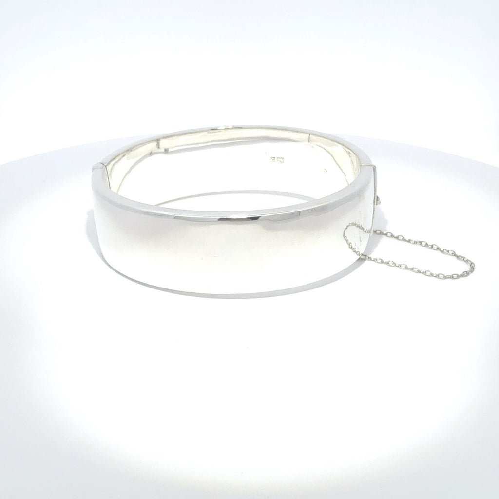 Vintage Silver Hinged Bangle with Floral Motif