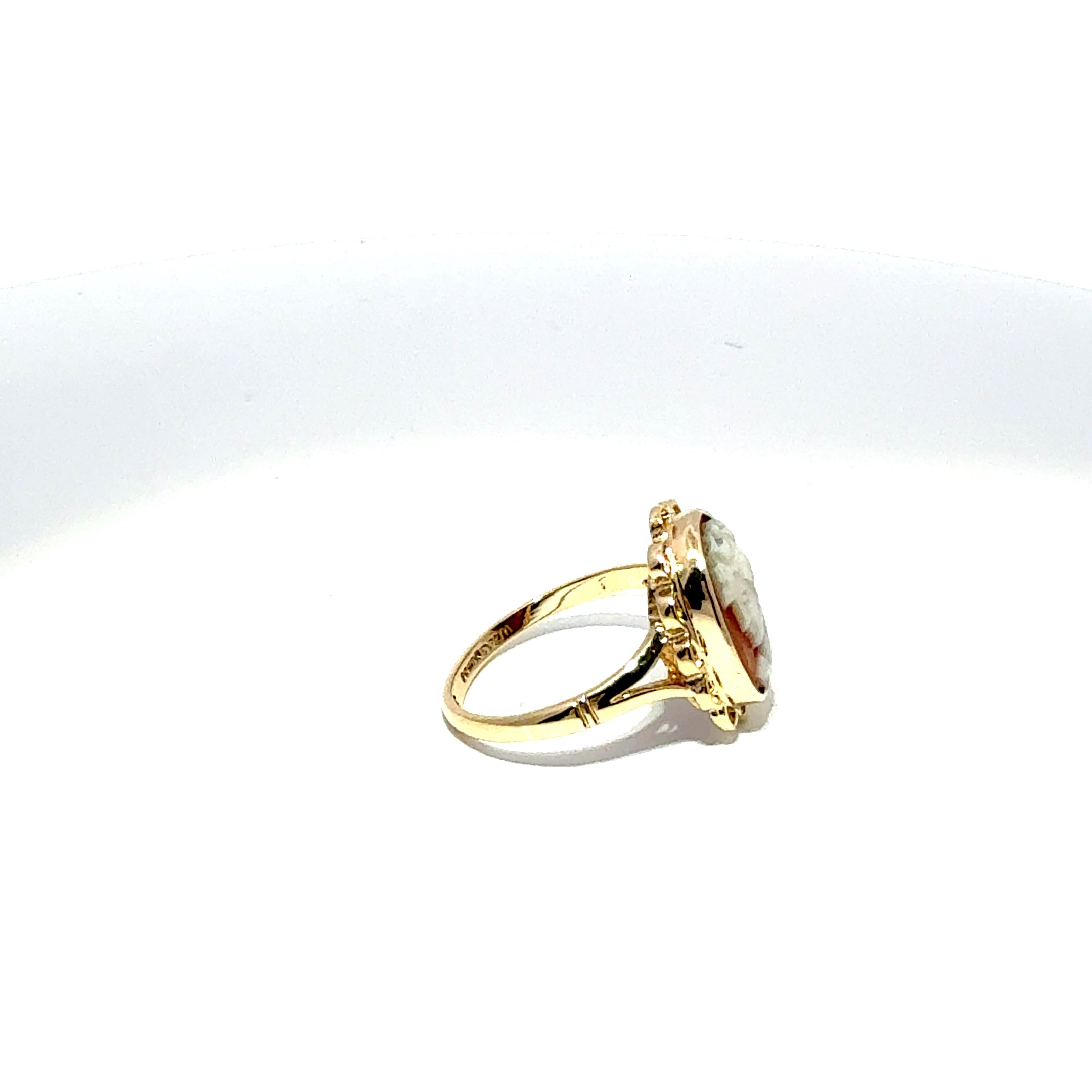 Antique 9ct Yellow Gold Cameo Ring