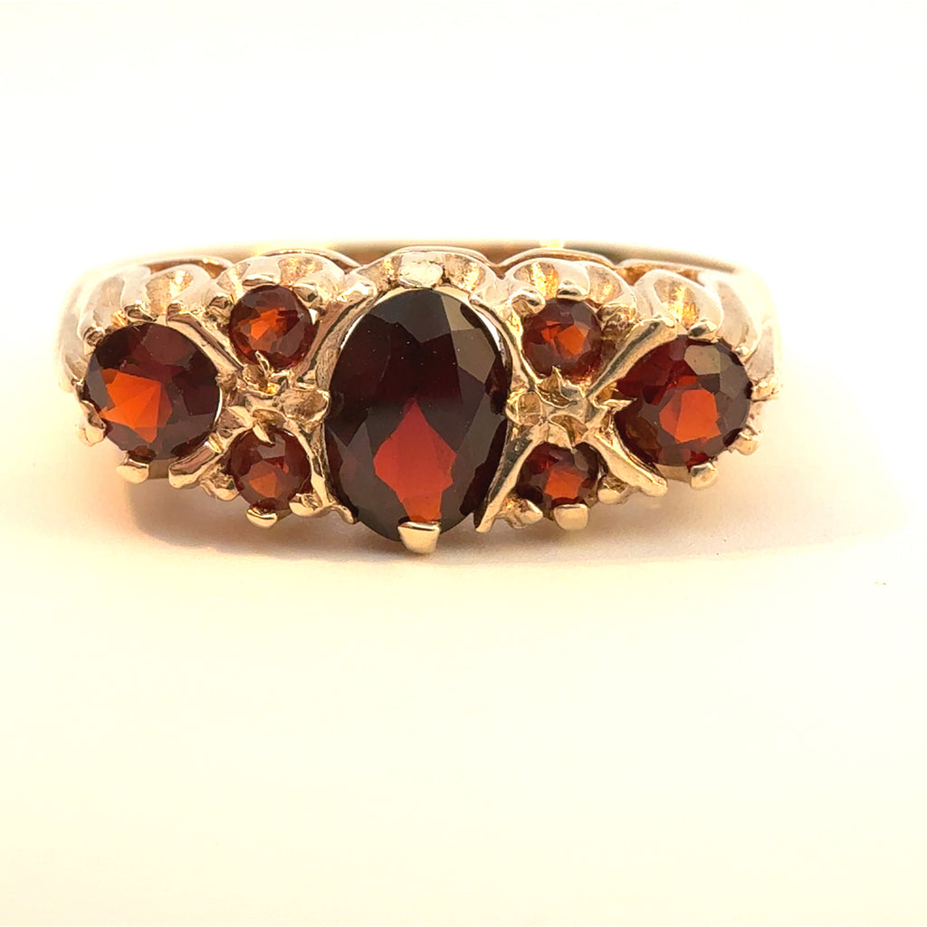 Antiker edwardianischer 9 Karat Gelbgold Granatring, punziert 1904