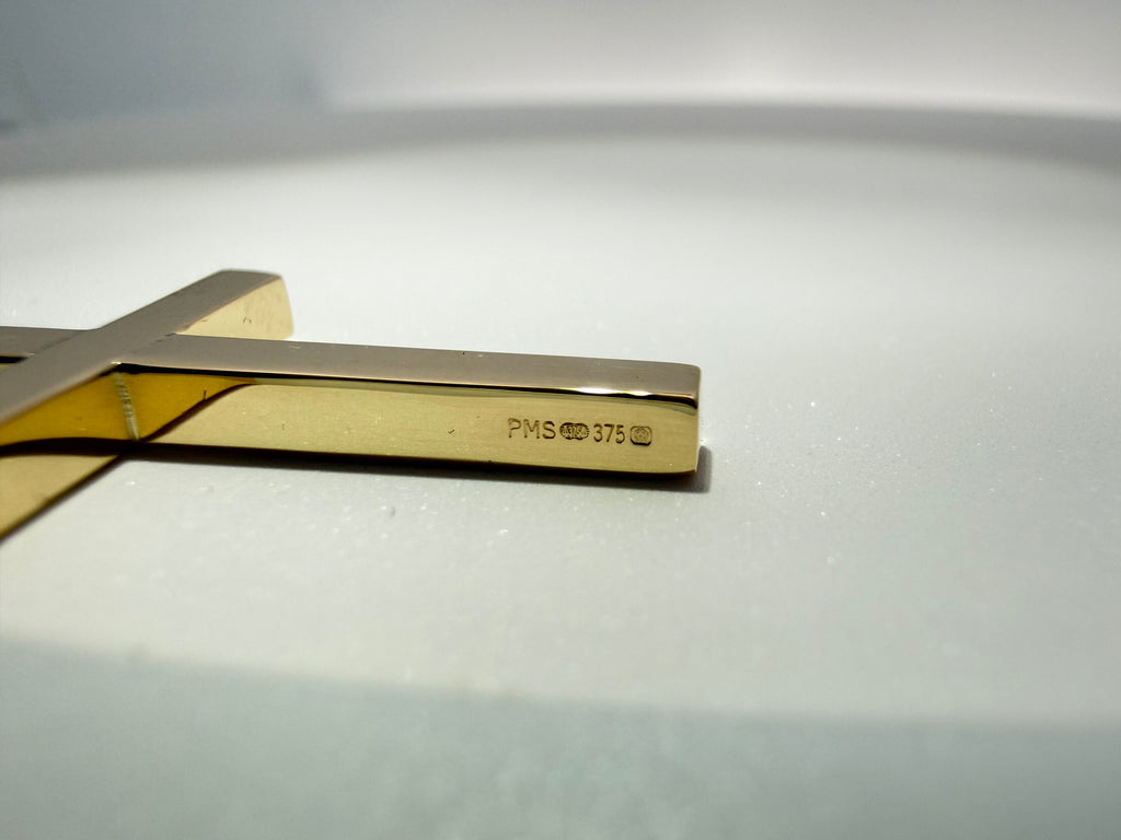 Vintage 9ct Yellow Gold Cross
