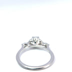 Platinring mit ovalem Diamanten und Marquise-Diamanten 0,60 Karat D/VS2
