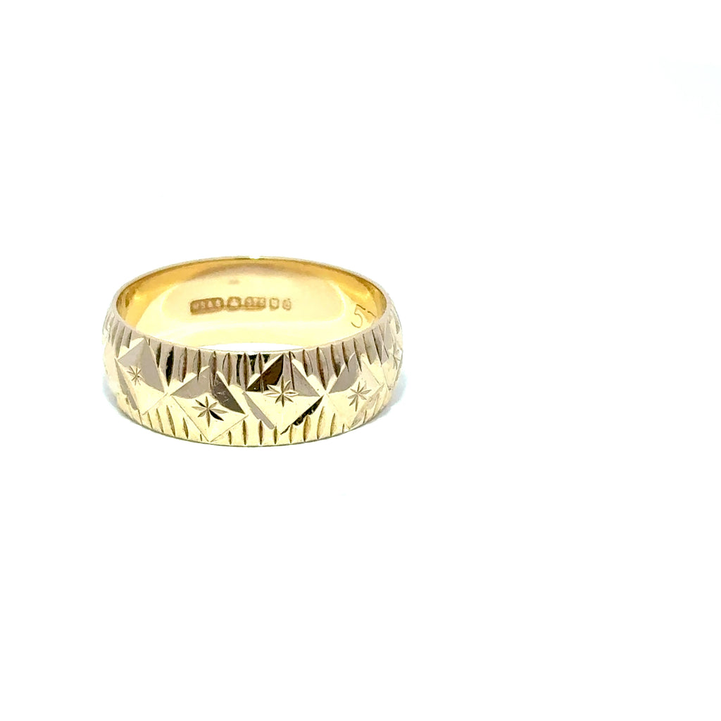 Vintage 9ct Yellow Gold Geometric Patterned Band