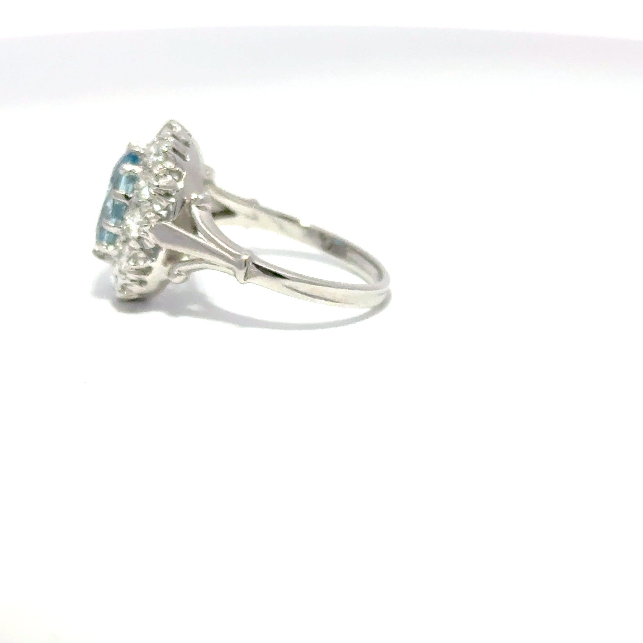 18ct White Gold Oval Aquamarine & Diamond Cluster Ring