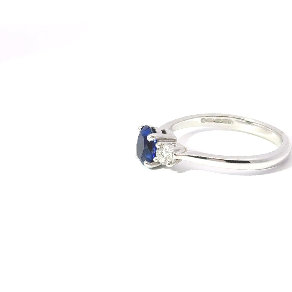 18ct White Gold Oval Sapphire & Diamond 3 Stone Ring