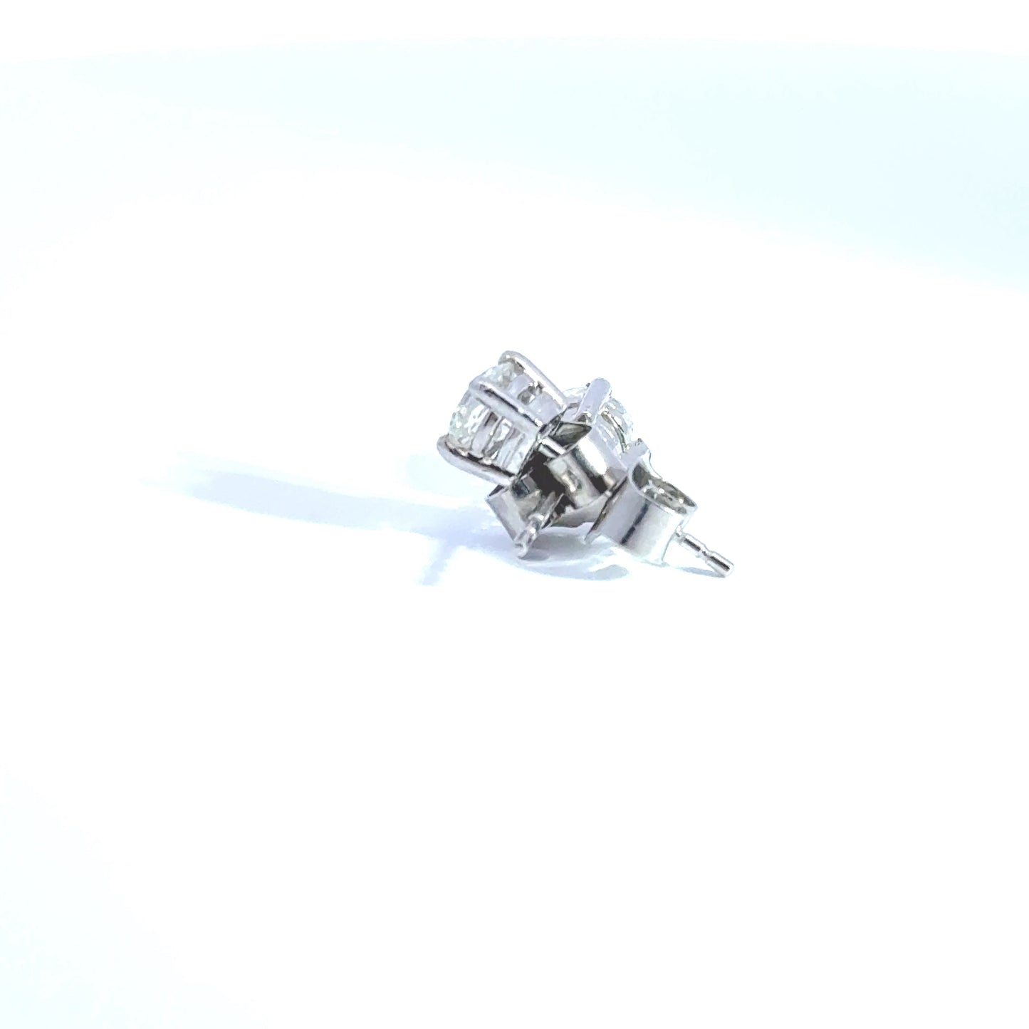 Platinum Diamond Earstuds in 4 Claw Setting (Pre-Loved), Est. 0.90ct Total