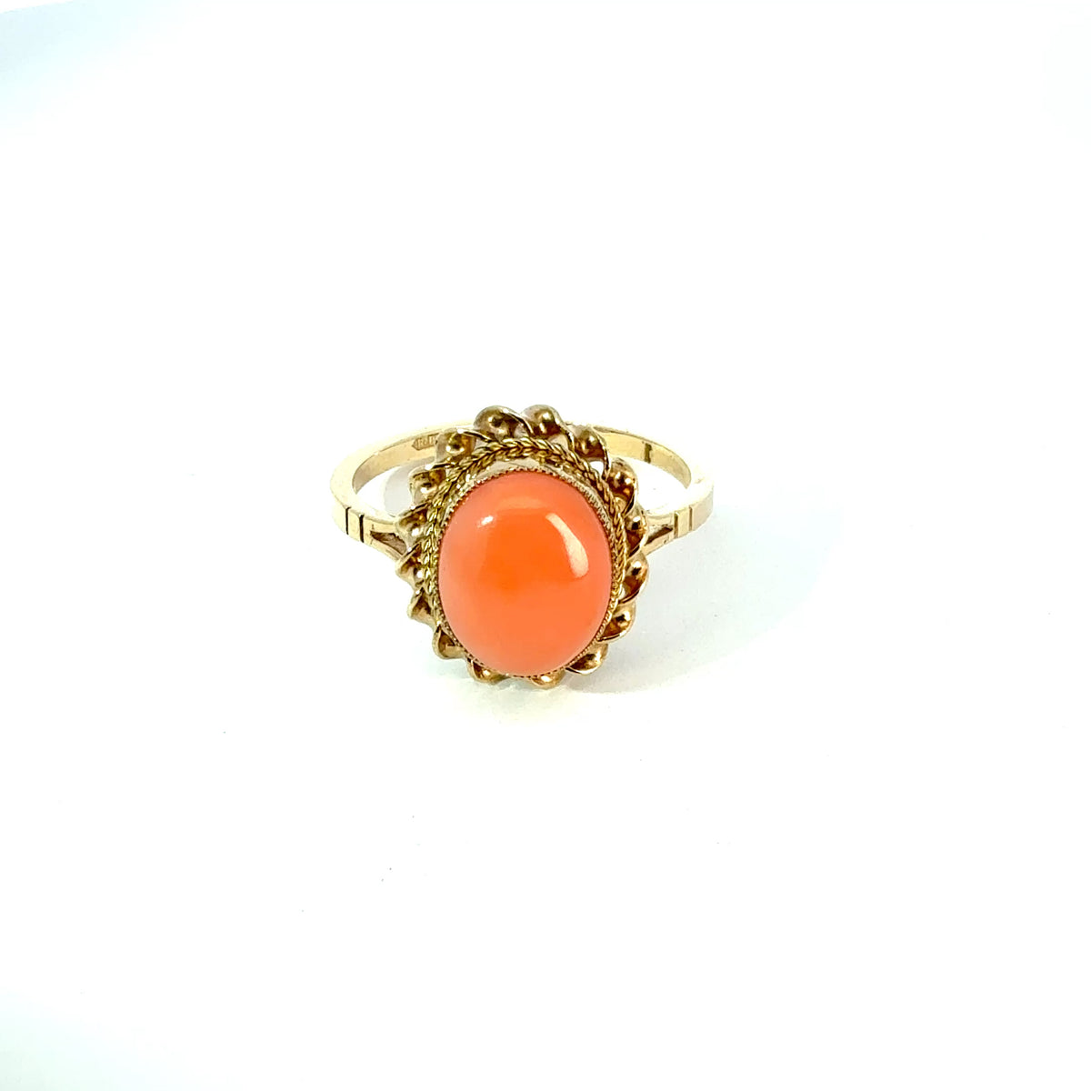 Vintage 9ct Yellow Gold Oval Cabochon Coral Ring, Birmingham 1979