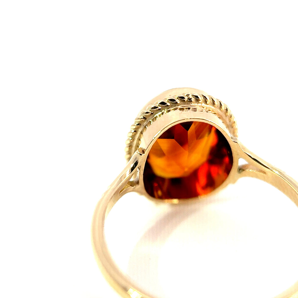 Vintage 9ct Yellow Gold Oval Citrine Ring, London 1977