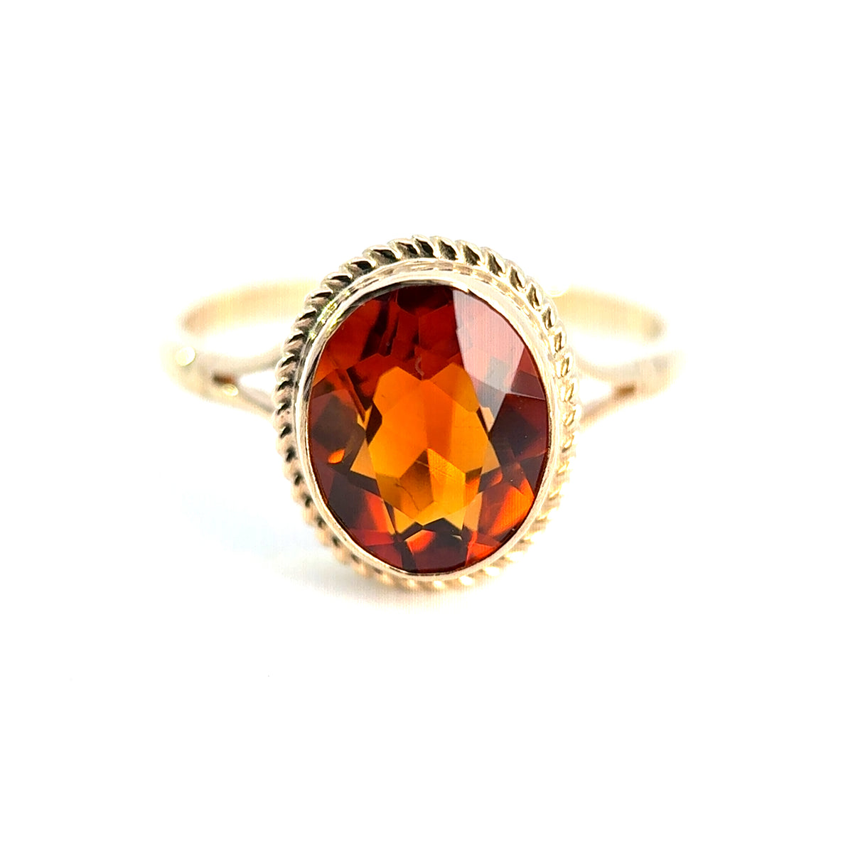 Vintage 9ct Yellow Gold Oval Citrine Ring, London 1977