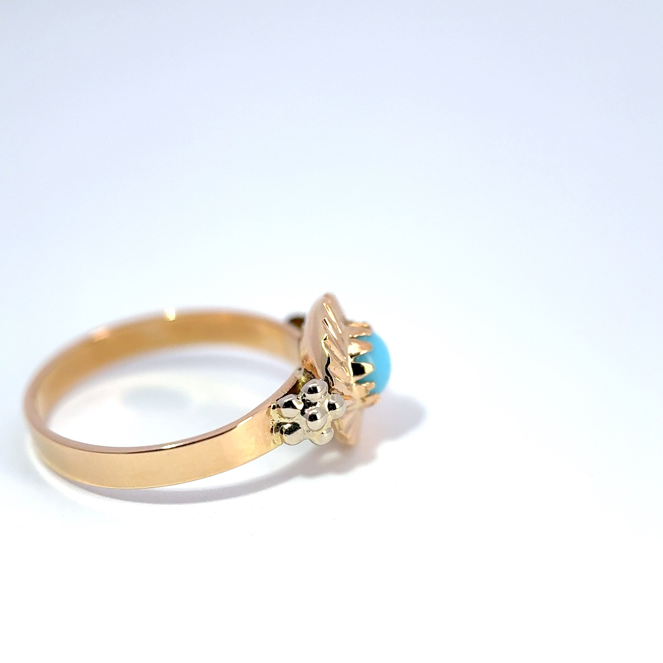 Mid Century 18ct Yellow Gold Cabochon Turquoise Sunburst Ring, Circa 1950s