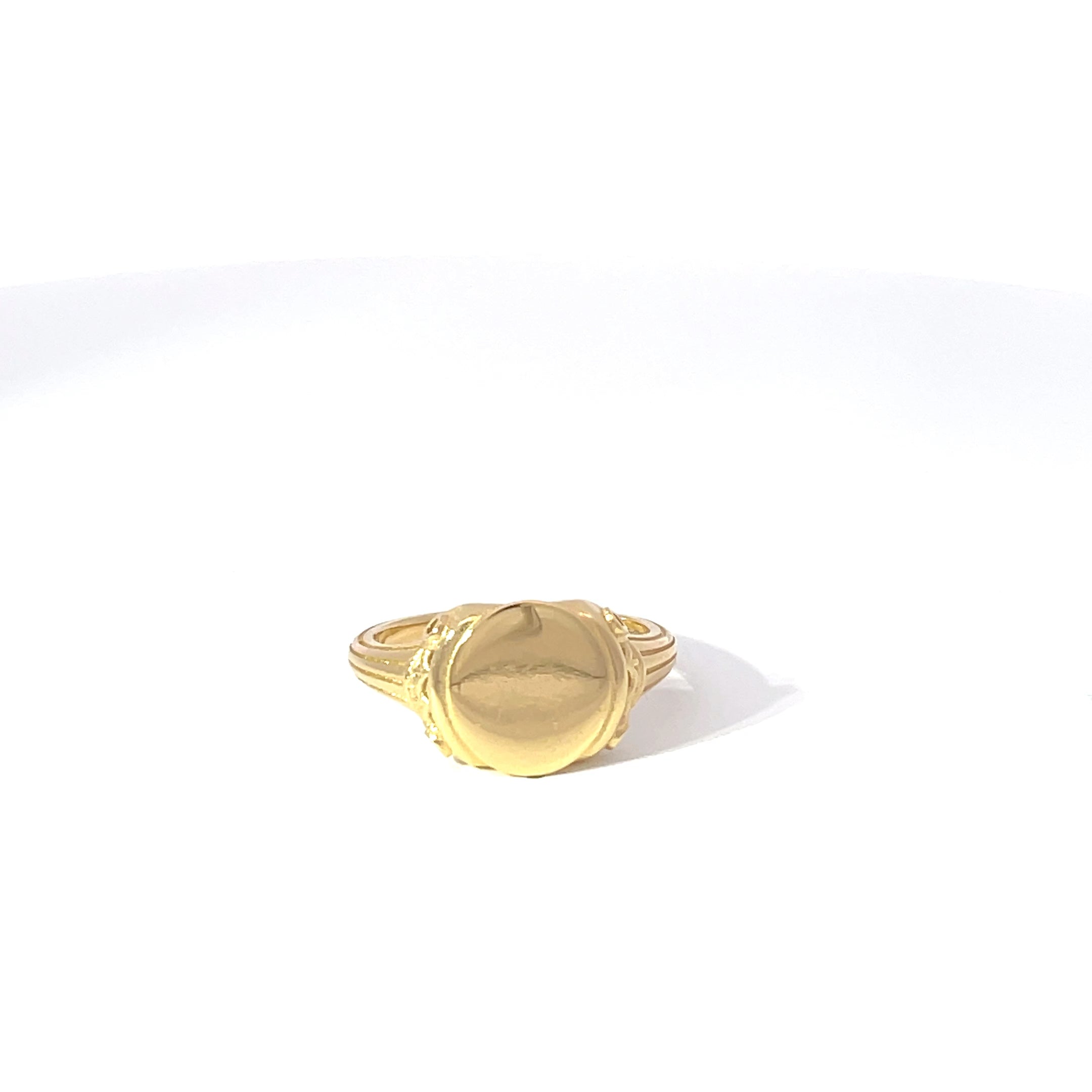 Small Ancient Roman Ionic Column Signet Ring