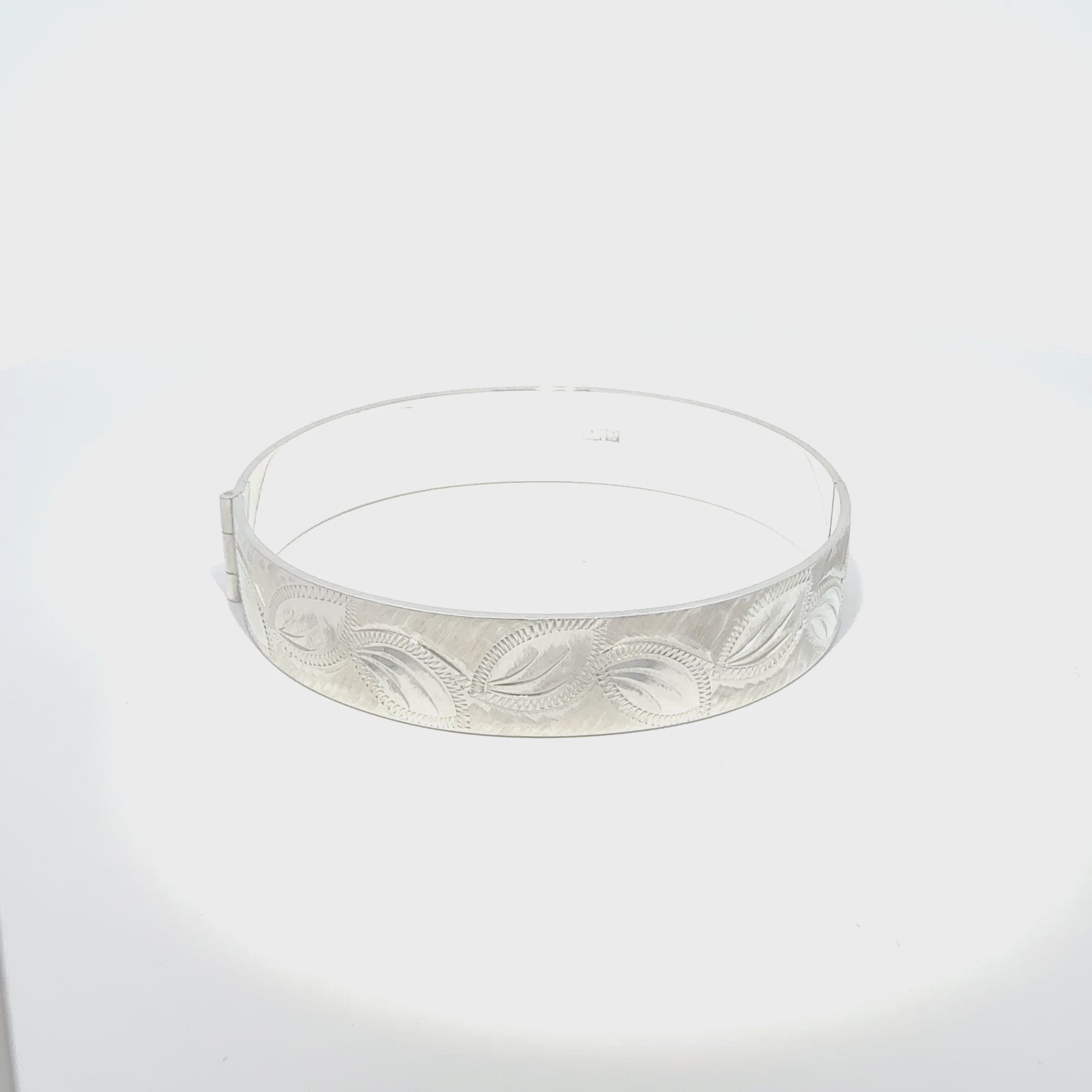 Antique Silver Hinged Bangle with Floral Motif