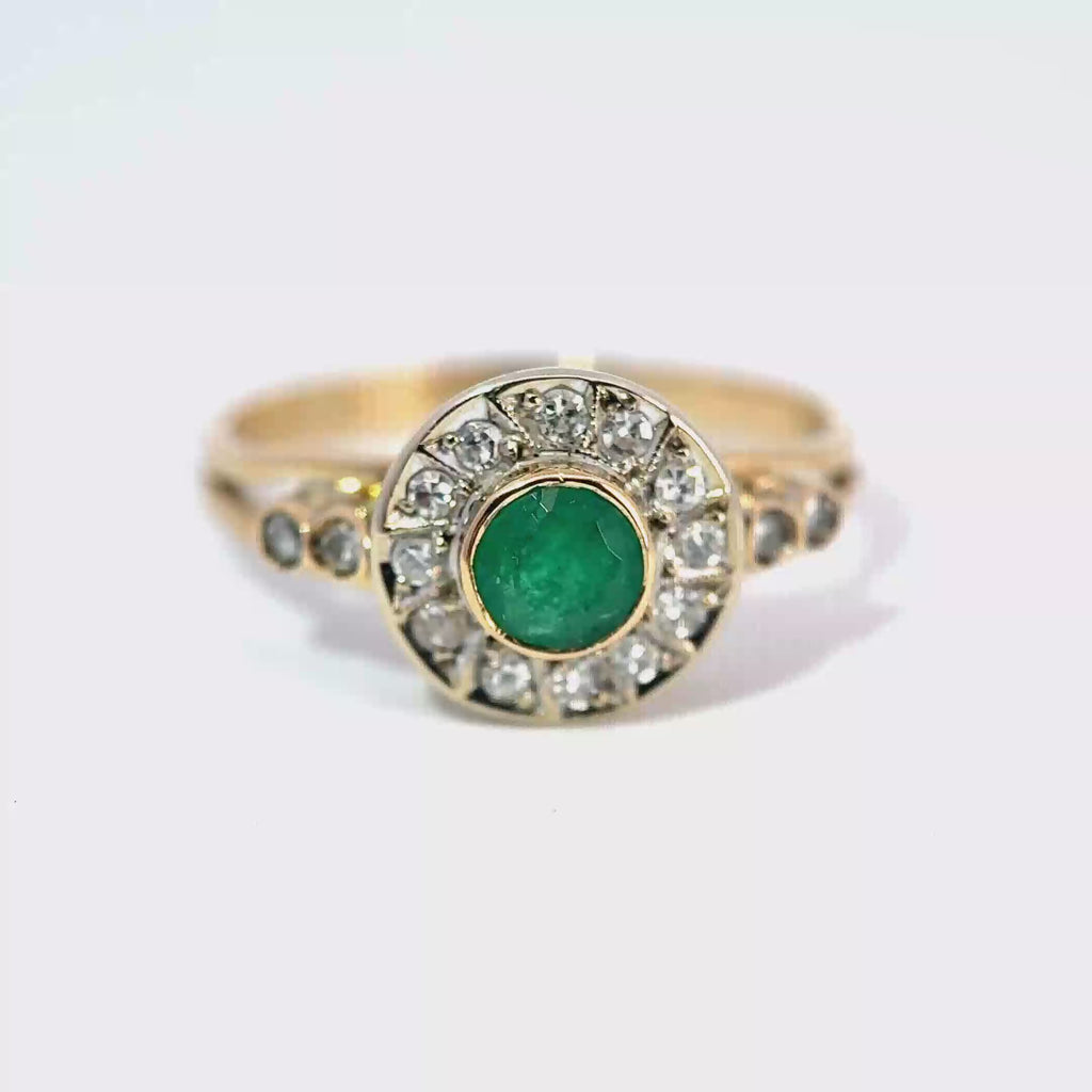 18ct Yellow Gold Emerald & Diamond Cluster Ring
