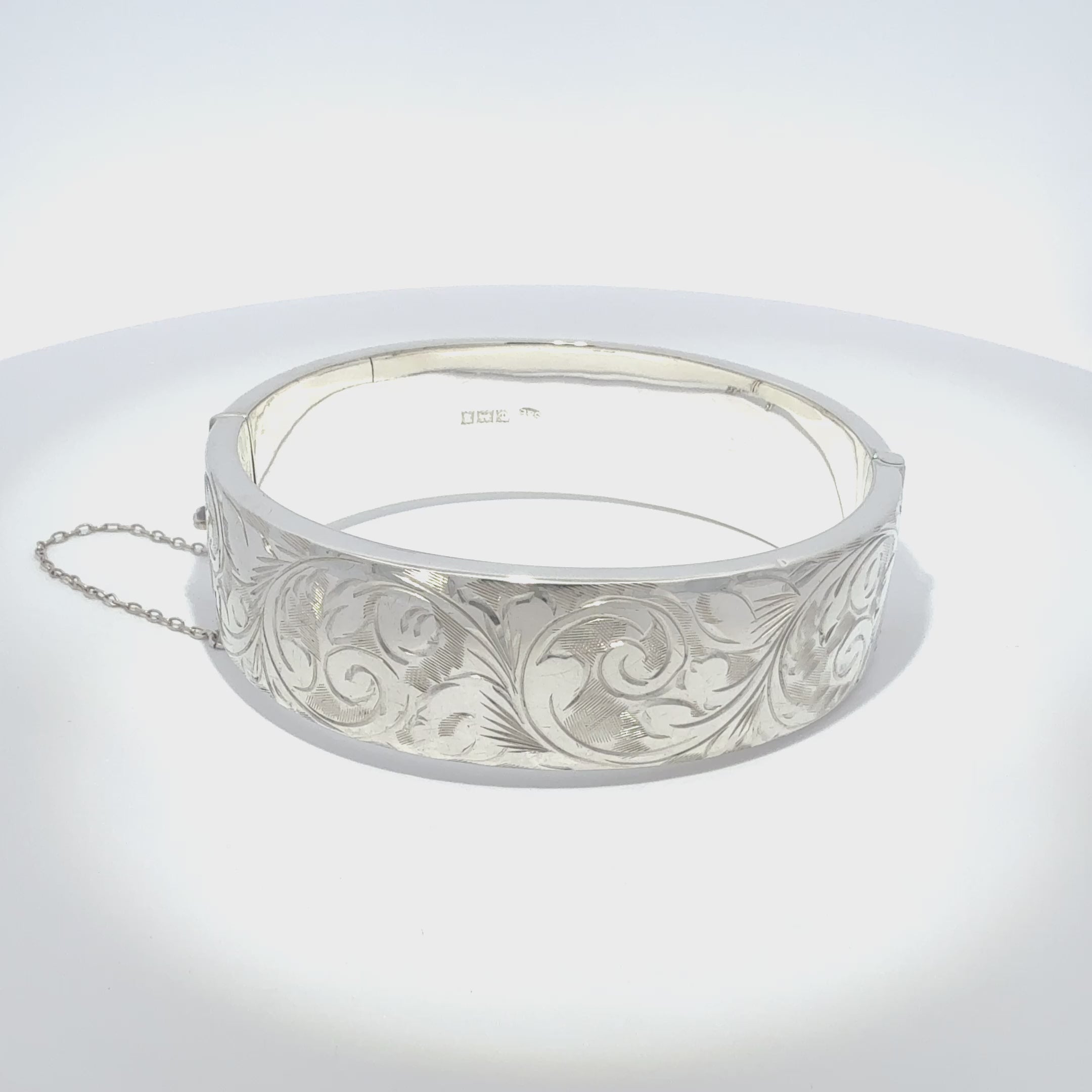 Vintage Silver Hinged Bangle with Floral Motif