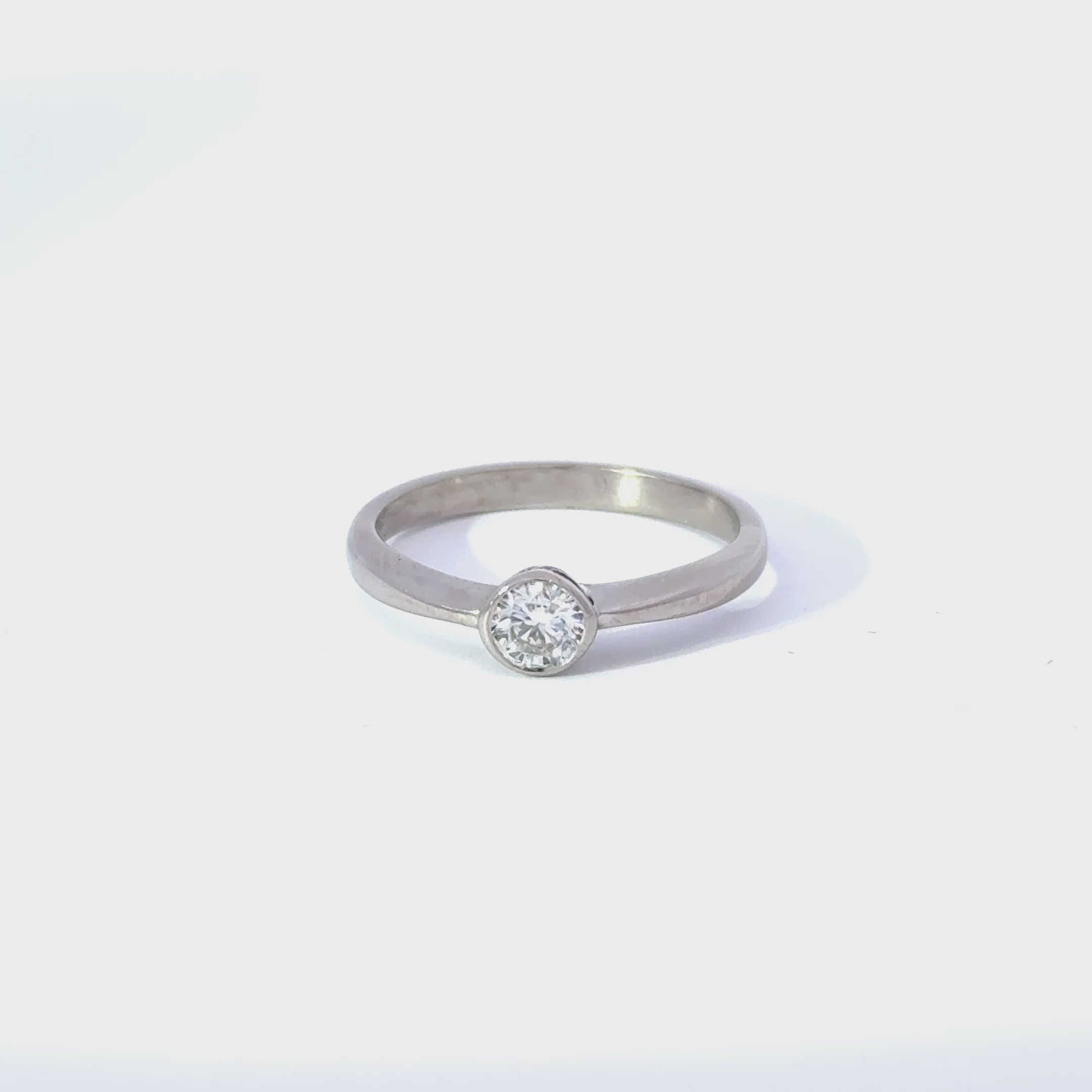18ct White Gold Diamond Bezel Set Solitaire Ring
