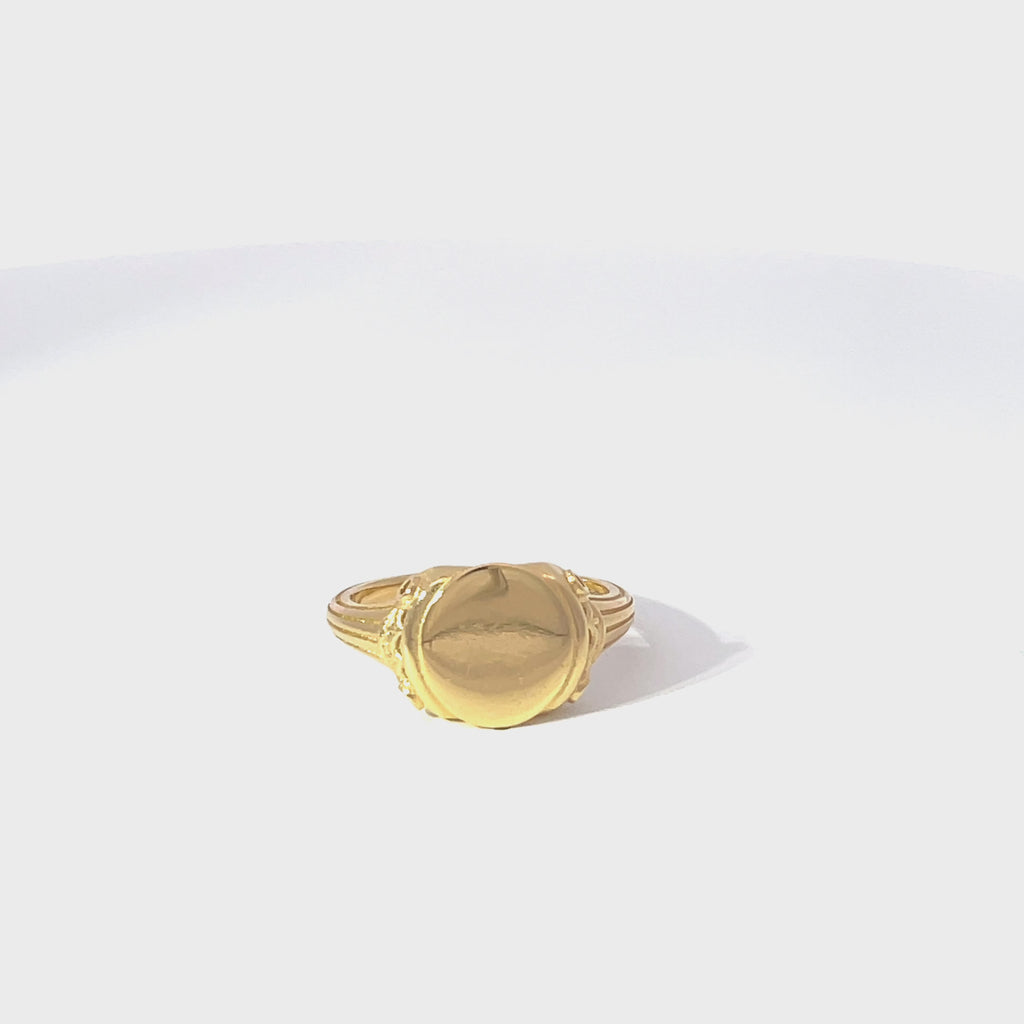 Ionic Column Signet Ring Small Gold Video