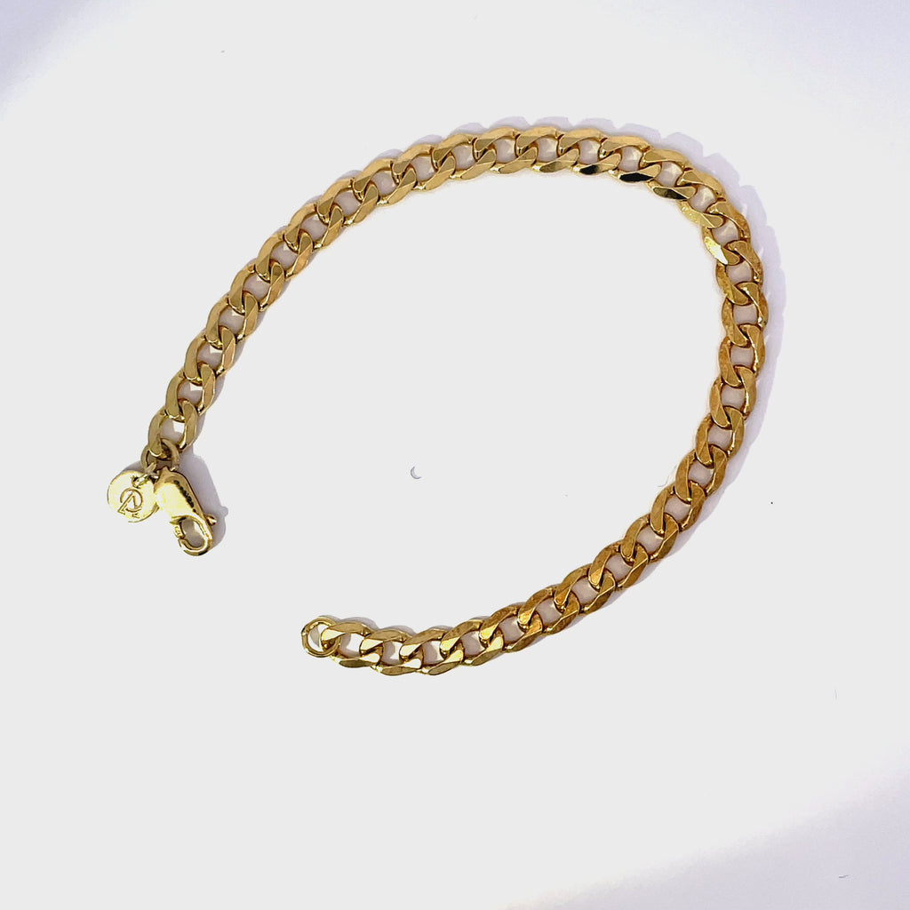Gold Curb Bracelet Video
